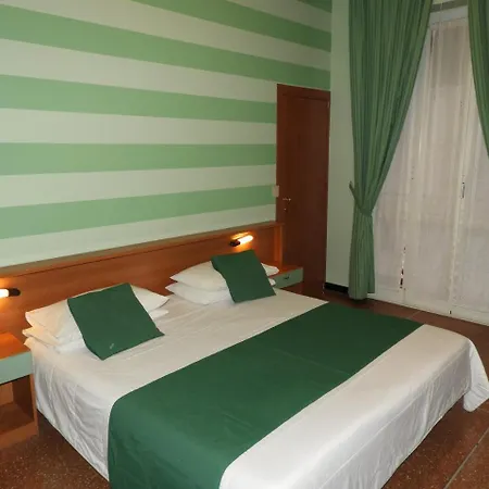 Glory Hotel