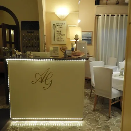 Glory Hotel Borghetto Santo Spirito