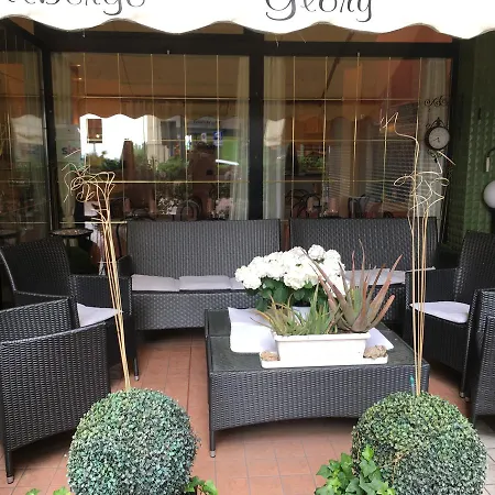 Hotel Glory 2*