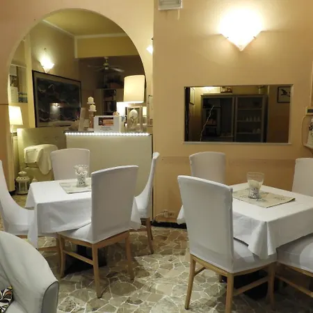 Glory Hotel Borghetto Santo Spirito